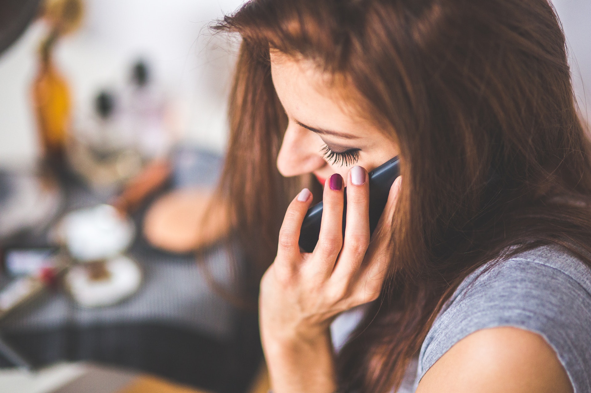 woman-talking-on-phone